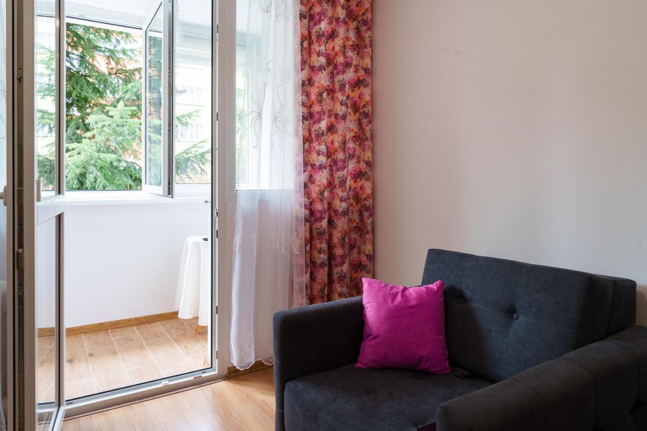 Apartament Pod Swierkiem - Pet Friendly - 2 Osobne Pokoje Dla Max 5 Osob - Space Apart Jelenia Góra Εξωτερικό φωτογραφία